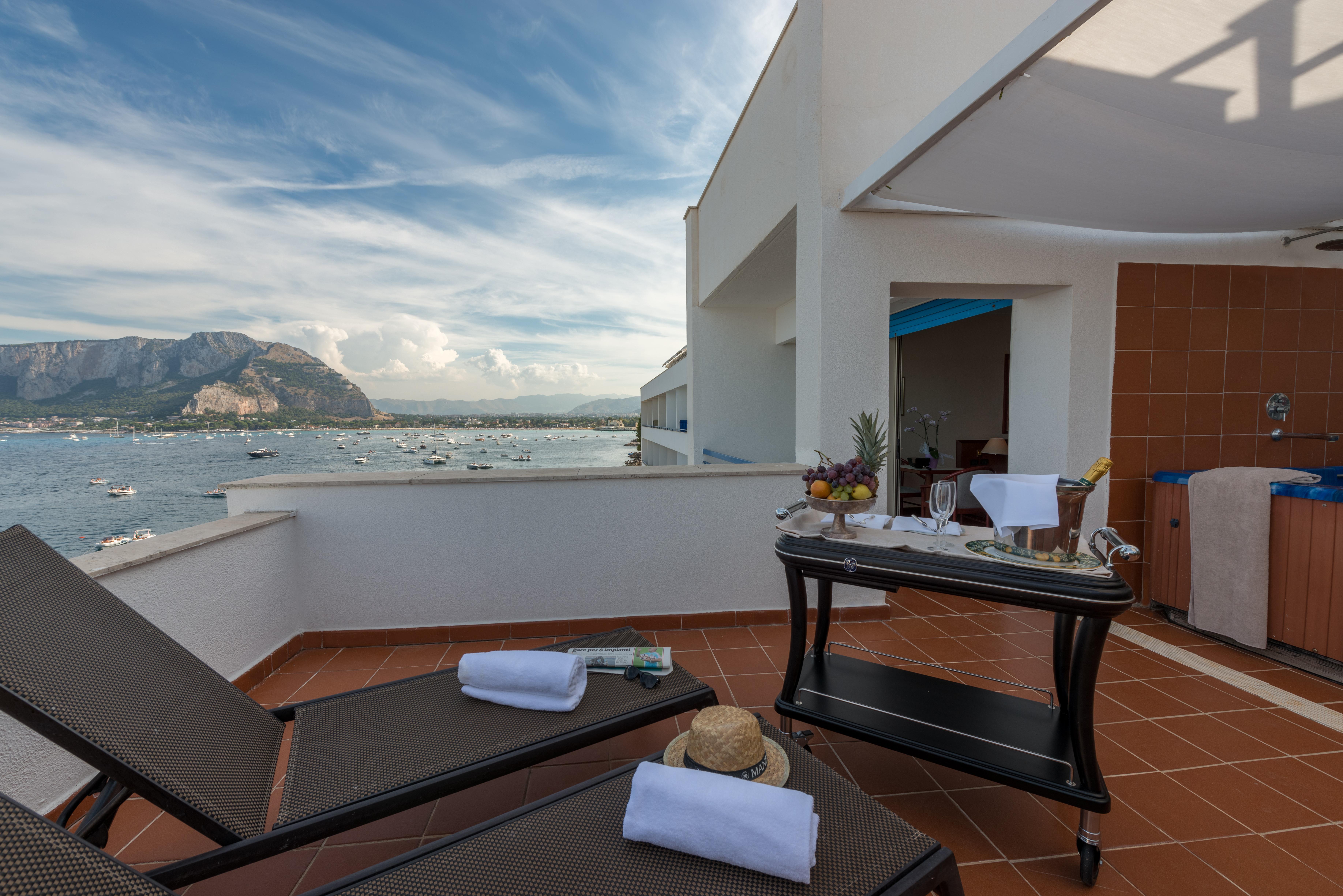 Splendid Hotel La Torre Mondello Εξωτερικό φωτογραφία