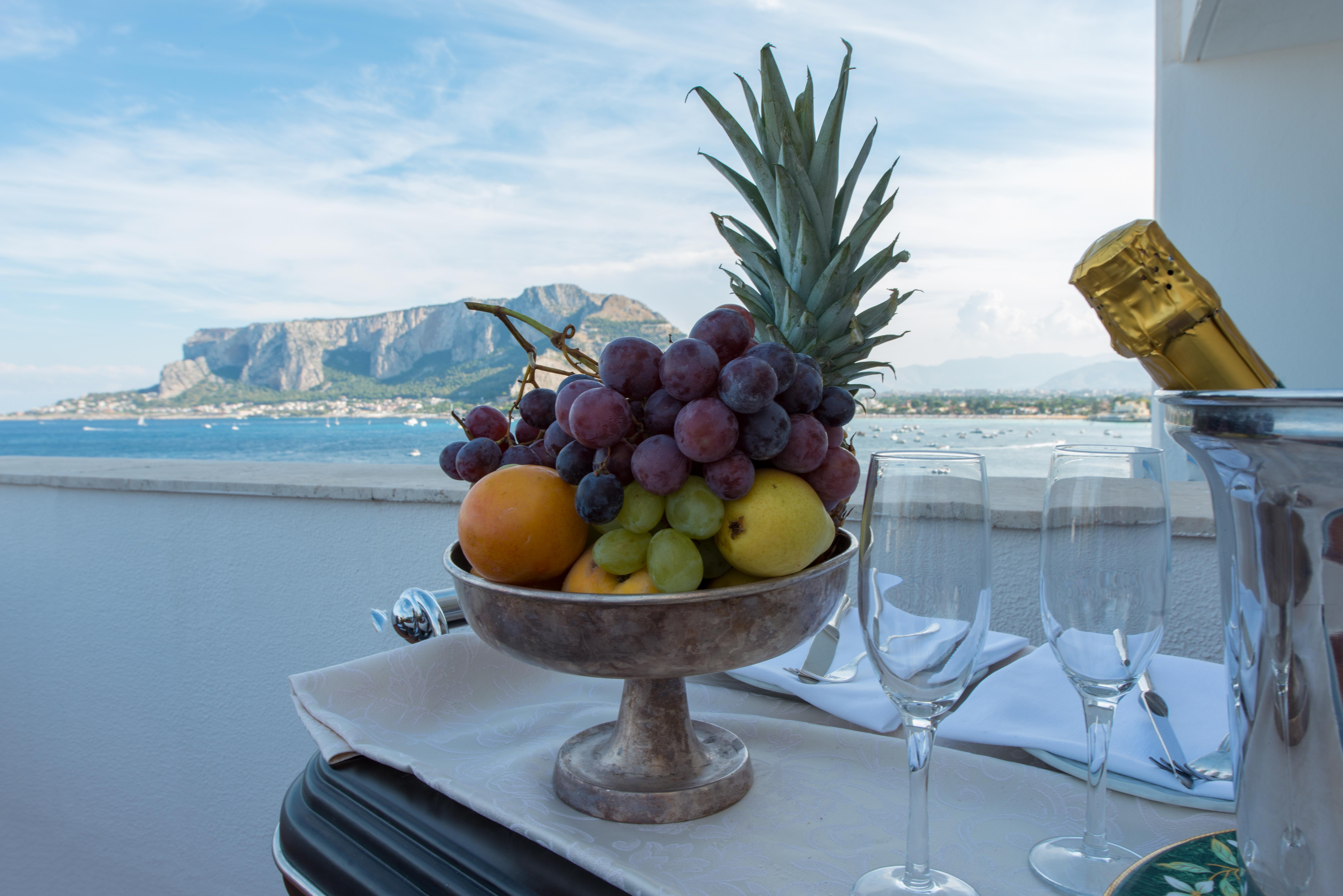 Splendid Hotel La Torre Mondello Εξωτερικό φωτογραφία