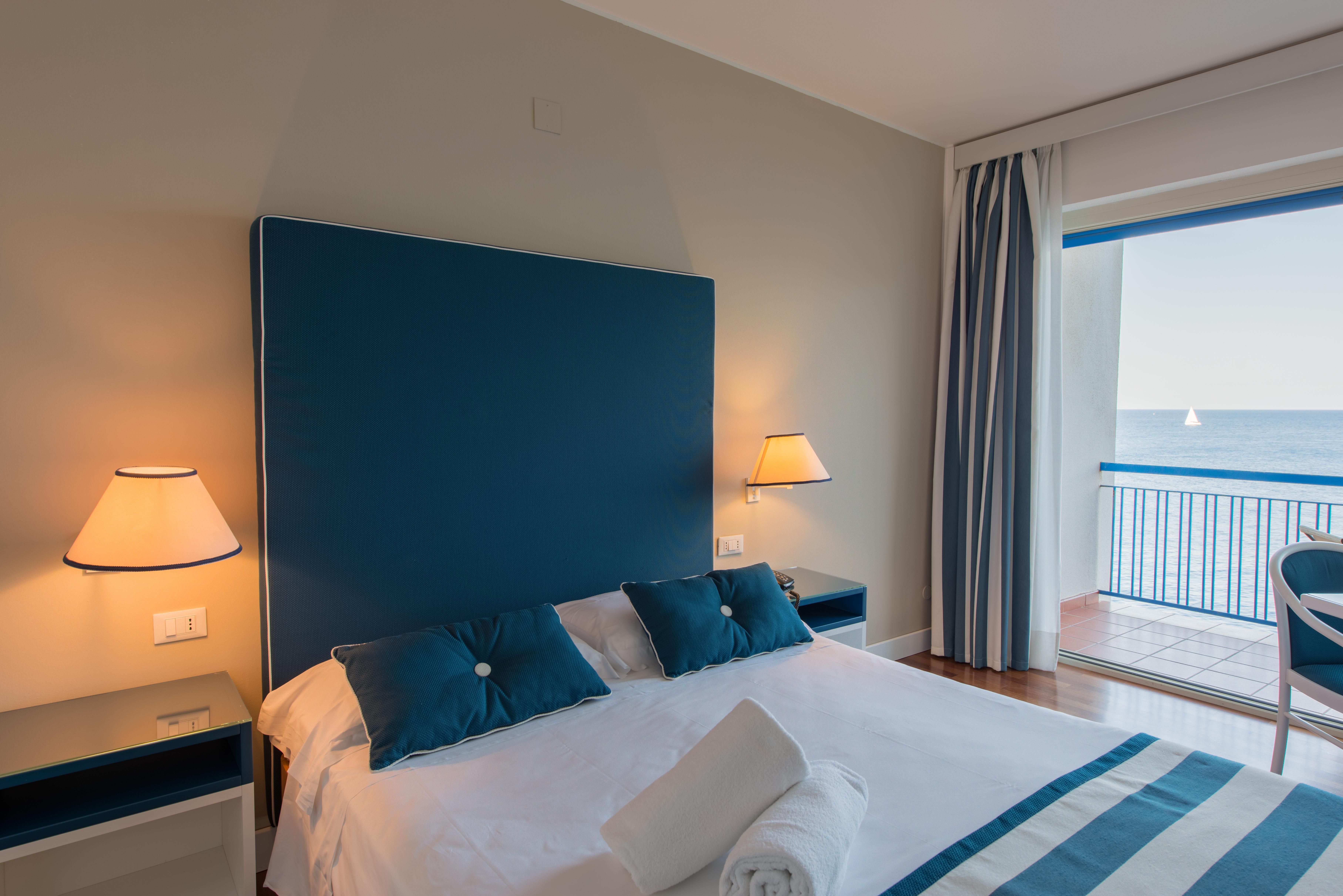 Splendid Hotel La Torre Mondello Εξωτερικό φωτογραφία