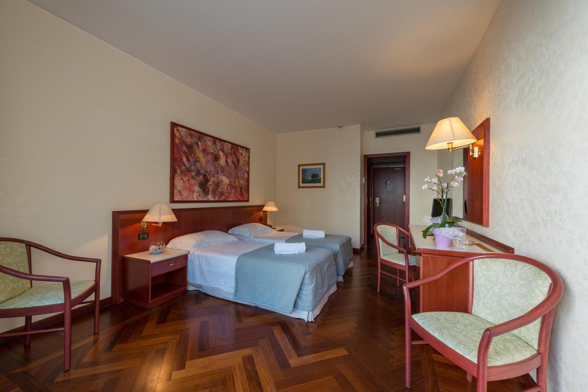 Splendid Hotel La Torre Mondello Εξωτερικό φωτογραφία