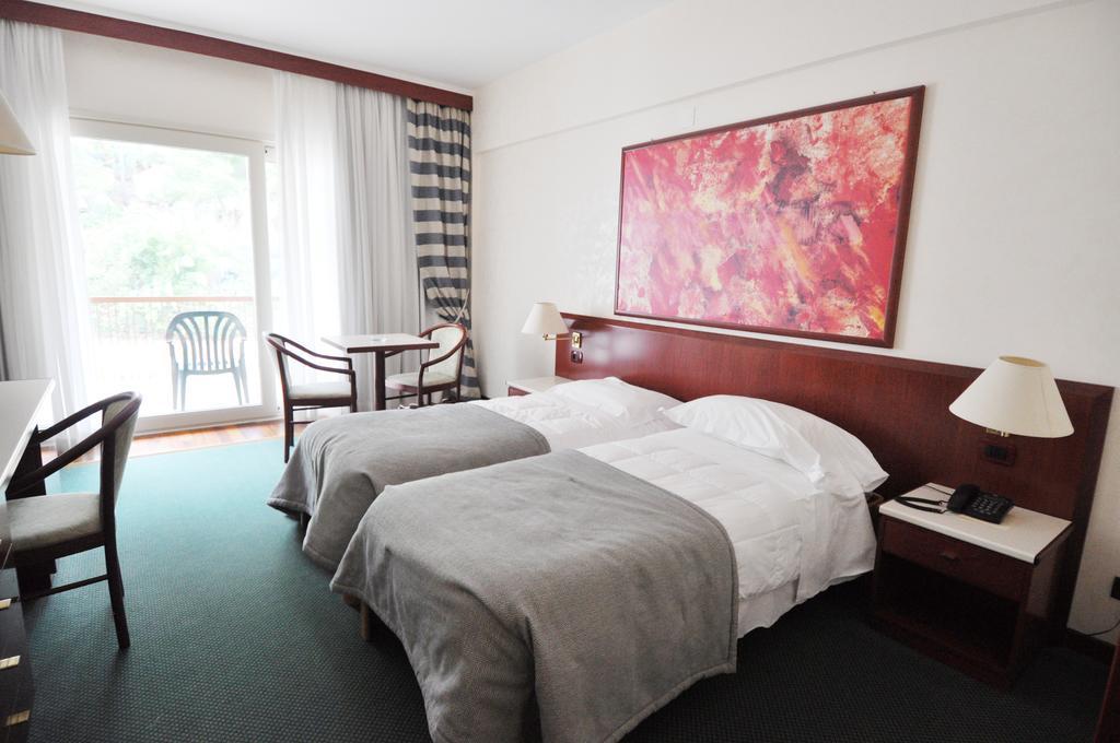 Splendid Hotel La Torre Mondello Εξωτερικό φωτογραφία